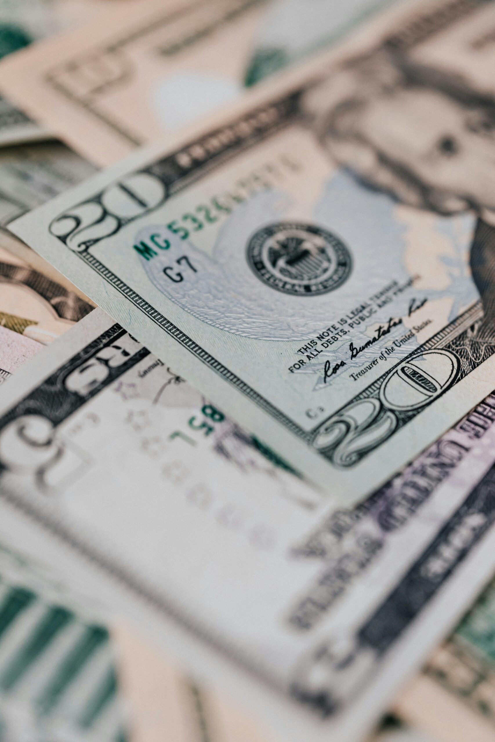 finance-money-notes